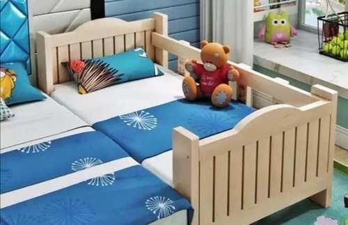 妈妈|年轻妈妈当着儿子面换衣服毫不避讳,总觉得孩子小,儿子的举动让她慌了