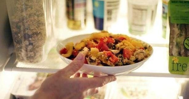 食物量|谁说隔夜菜一定不能吃?真正不能吃的只有5种,其他吃也无妨