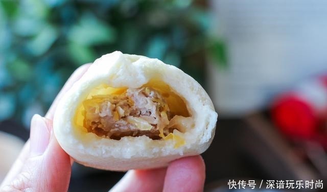 包子|蒸包子，到底用大火还是小火教你正确方法，包子暄软不塌陷