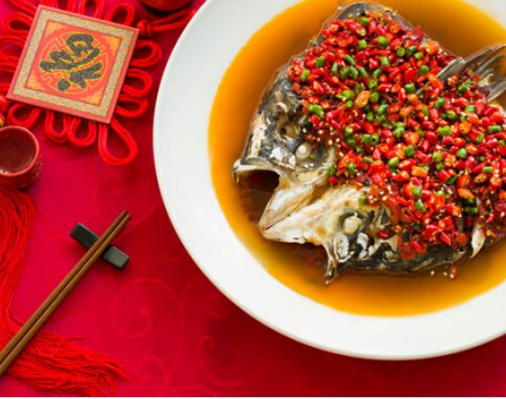 长期吃太饱伤大脑