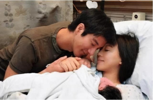 王力宏给儿子取名只有5笔,没有1笔是弯的,网友:不愧是才子