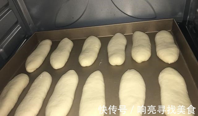 面包|没想到大蒜还可以这样吃,焦脆咸香,蒜香扑鼻一出炉!