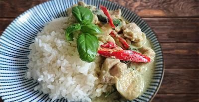  泰式绿咖喱|炖鸡时，直接下锅炖就不对，教你一招，鸡肉鲜嫩入味，营养不流失