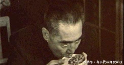 周总理|许世友由衷钦佩周总理：无论酒量还是武功，我都不是对手