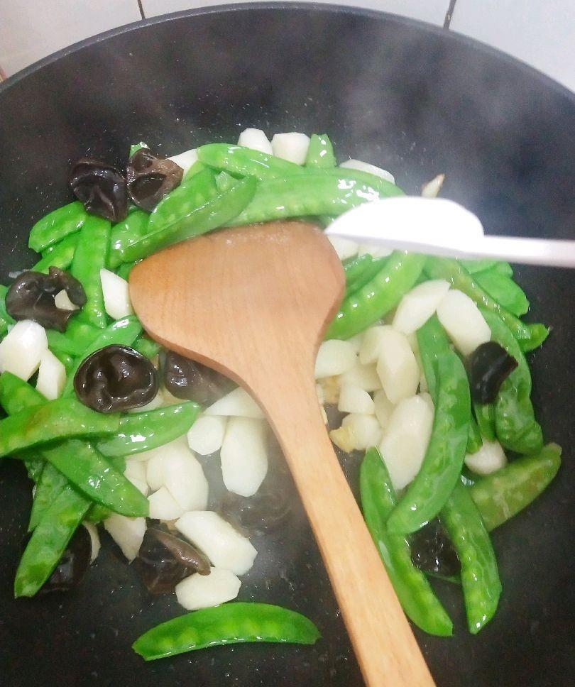 忘记|入伏后别忘记吃此菜，3块钱1斤，清爽脆嫩，比冬瓜都养人