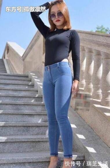 时尚 牛仔裤高腰设计显得腿线很长,尽显时尚又不失优雅之美