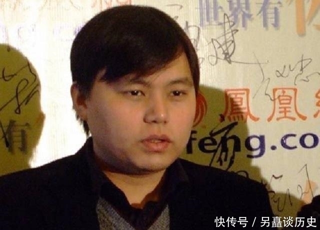 作家!公务员里最成功的作家:一书封神,3年赚4100万,今成处长