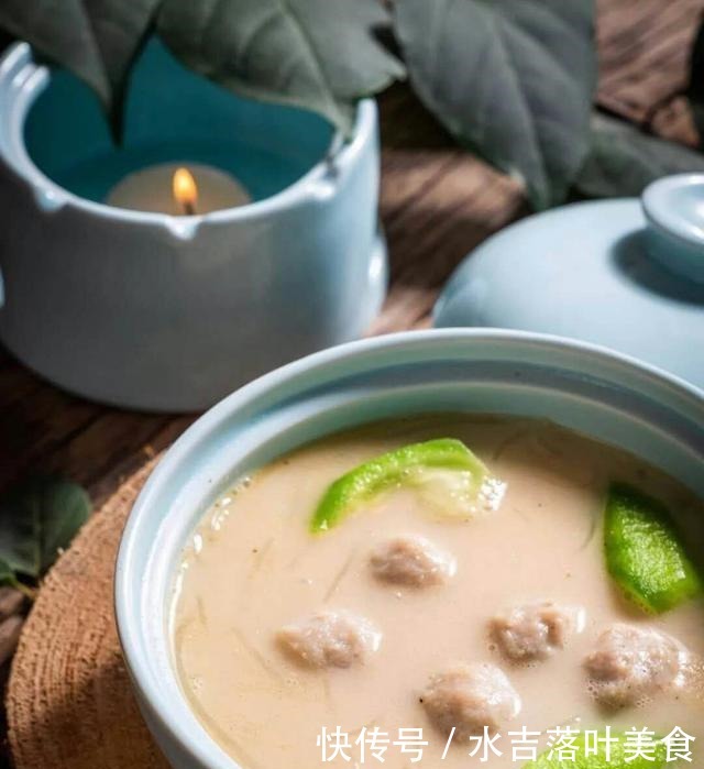 在珠海市中心,一个隐藏的老院隐藏着一个食品研究所