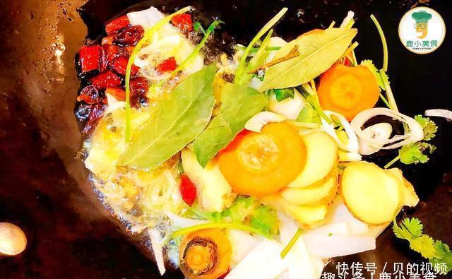 做酱猪蹄,只放八角香叶可不行!牢记“2要点”,软糯浓香酱味足