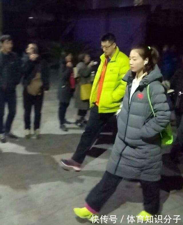郎平|中国女排魏秋月:亚洲最美二传,嫁郎平助教,与丈夫15岁就相识