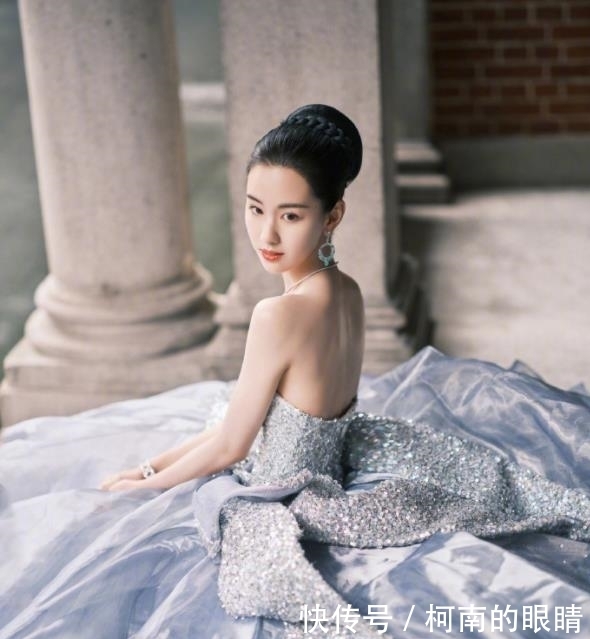 造型|陈都灵星河闪耀流仙裙造型你见过吗