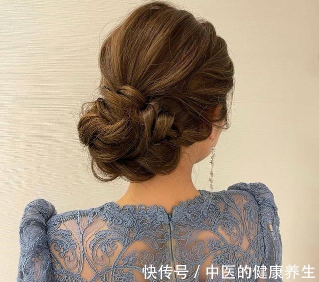 老气 30多到50多岁的女性,发型就选这14款,减龄时尚显气质!