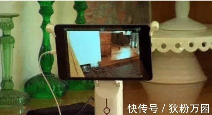 监控|女儿总粘着保姆,家人疑惑不解,查看家里监控,果断给保姆涨工资