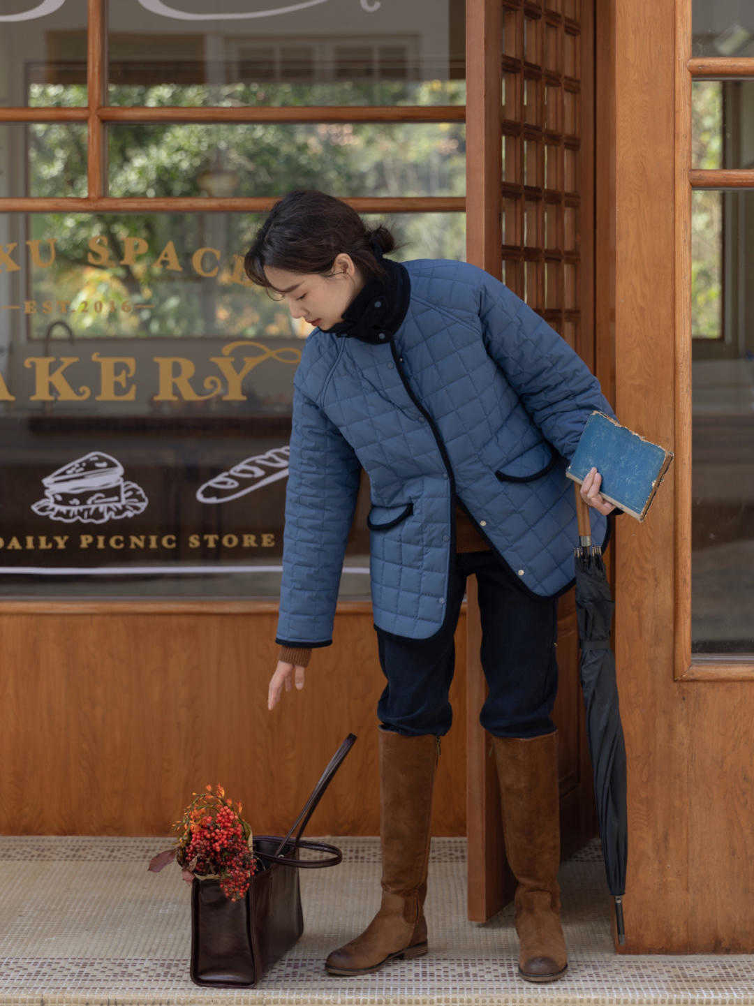 博主 长筒靴怎么穿?建议你试试“塞裤脚”,显高显瘦还超级有范儿