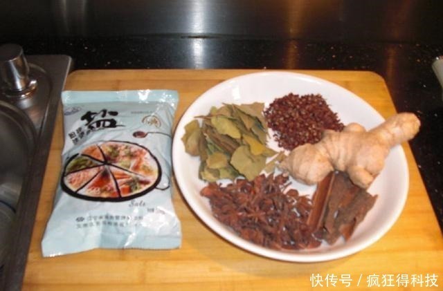 坛子|腌咸鸡蛋，别只知道加盐！多加2种料，又香又入味，个个起沙流油