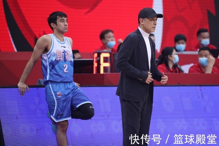 齐麟|新疆惨败上海!全队狂失误,攻守全崩,2废将太辣眼,齐麟无防守