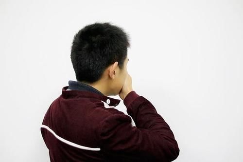 经常性抽烟，身体上有两个“凸起”要注意，一个都不占肺算健康