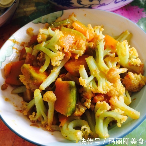 炒花菜|炒花菜，先焯水还是直接下锅大厨教你正确方法，花菜香脆又入味
