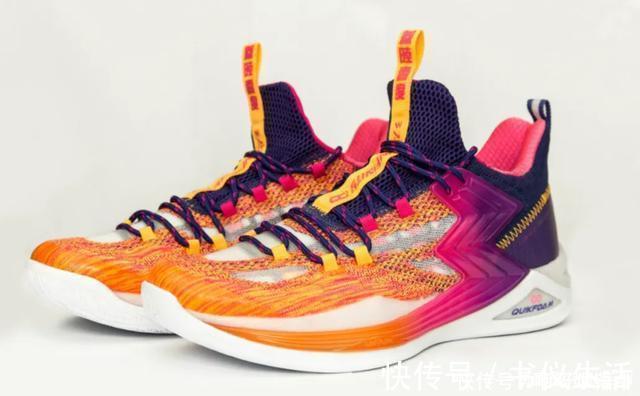 优点 小体重打球该买什么鞋看完这期节目你全都知道了!