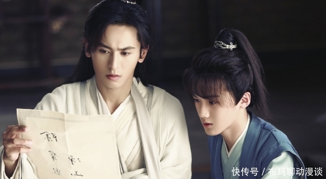 张哲瀚粉丝演唱会捣乱,撤掉龚俊应援幅,集体入场抢座位