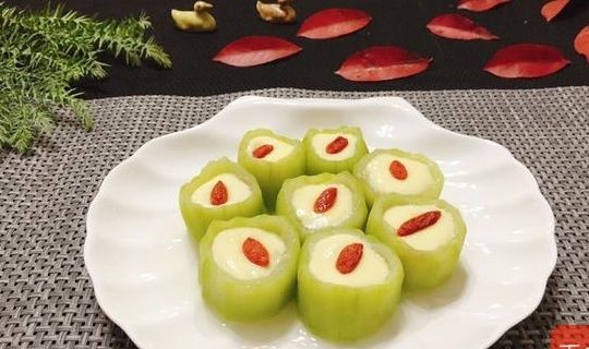 绿豆|小暑过后该吃它了!维C含量是绿豆的3倍,10秒做出一盘减脂菜