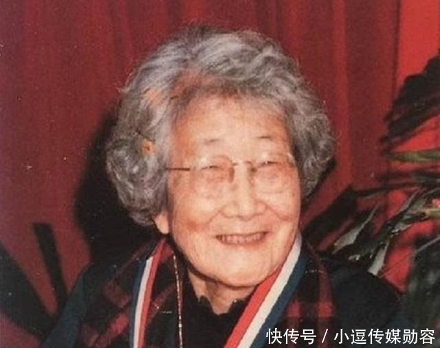 因鲁迅拒绝握手,“追星失败后”的苏雪林,骂了鲁迅半辈子!