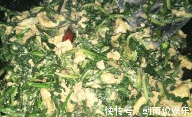 鸡蛋|夏天要吃这道野菜,加鸡蛋炒一炒,比肉还香,碰上别错过