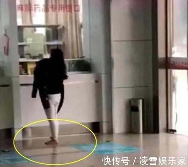 淡定|大雨天年轻妈妈一个人抱着宝宝冲进医院,看到她的下半身不淡定了