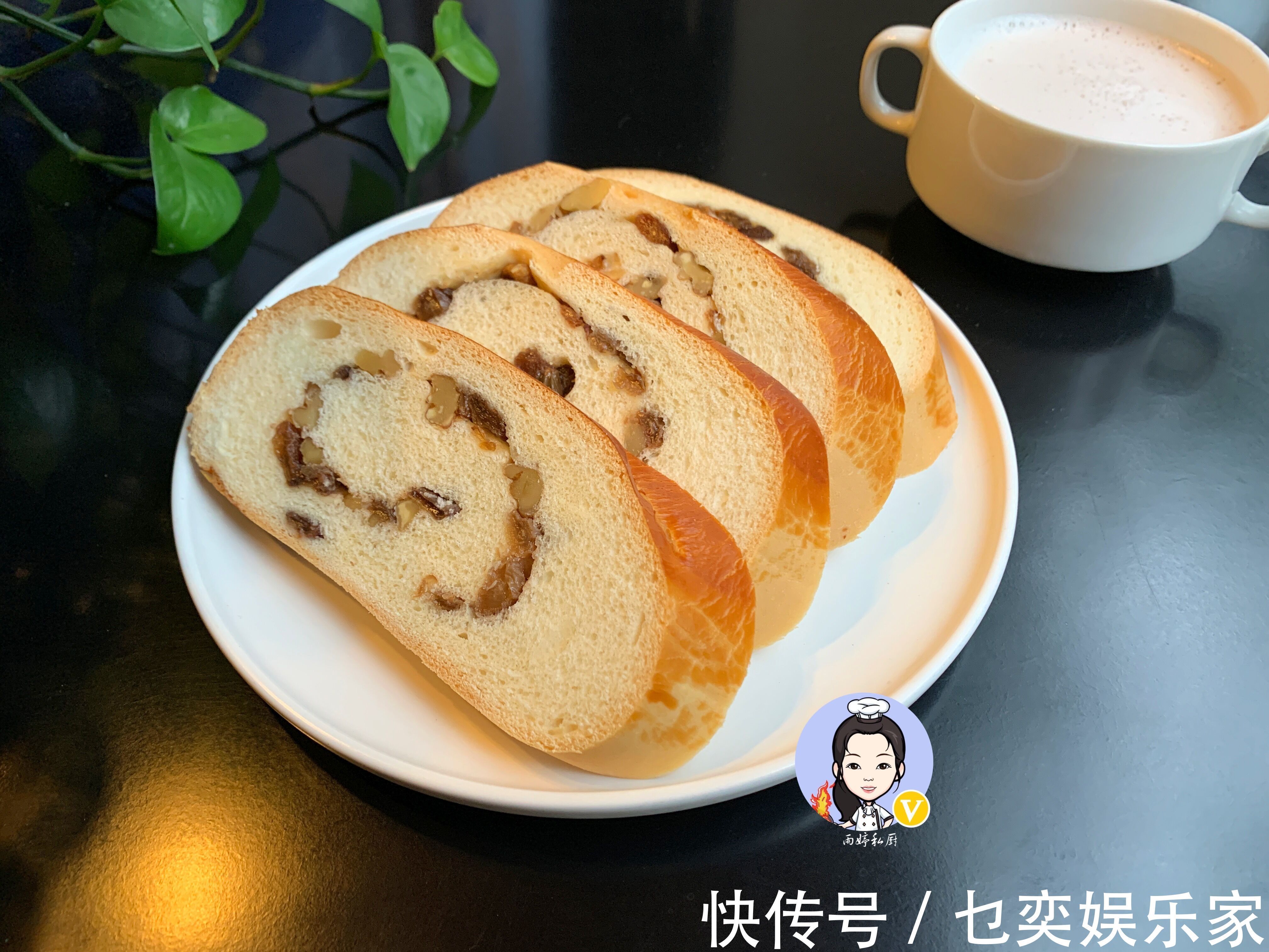 肉松卷|建议大家逛超市时,看到这5款零食别手软,好吃不贵,很良心!