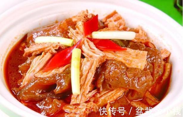 红椒|美食推荐:醉排骨、家常豆腐、青椒炒肥肠、牛筋腐竹煲的做法