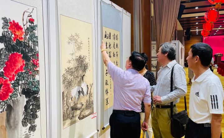 书画|纪念辛亥革命110周年两岸书画交流展在京举行