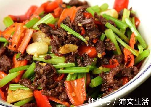 生粉|牛肉腌制时,不要再加生粉了,教你一招,炒出来的牛肉又香又嫩