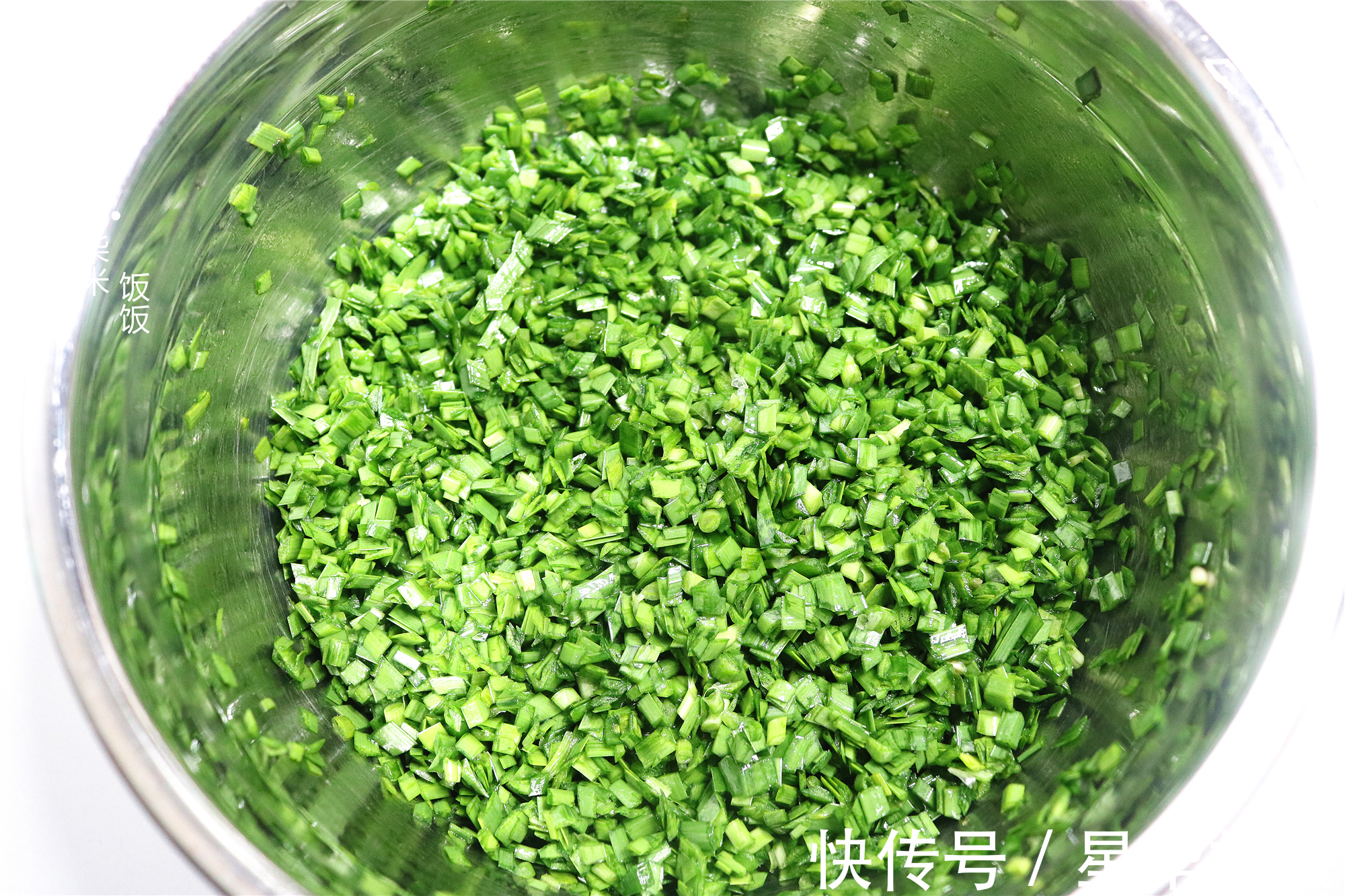 馅料|韭菜饺子要好吃,调馅是关键,记得多加两步,鲜香又多汁