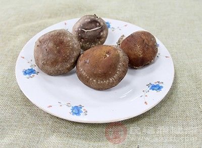 香菇的功效 这种食物可以减少感冒出现