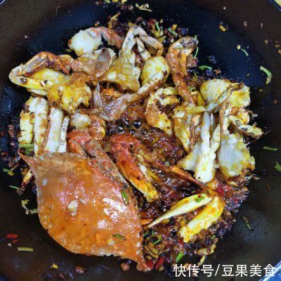 蒜瓣|超赞吮指香辣蟹别再用这么做了，教你新吃法