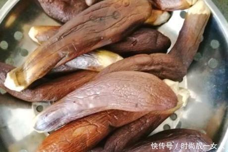 这菜,5块钱能买6斤,腌好后放冬天吃特香,遇到我从不会手软