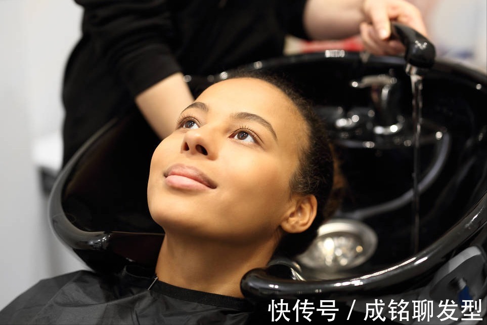 头皮|准备染发,三天不洗发直接染好还是洗干净再染好?有什么影响吗?