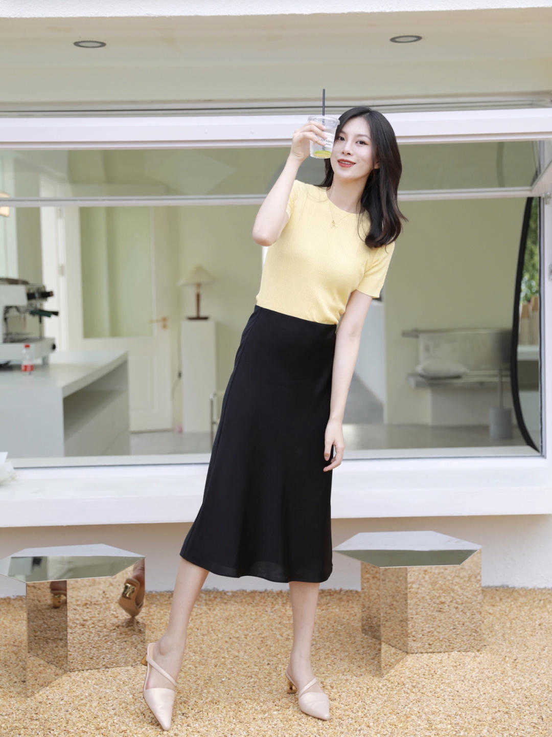 v领|被这些时尚惊艳了!最简单的针织衫,搭配出高级感,简约优雅