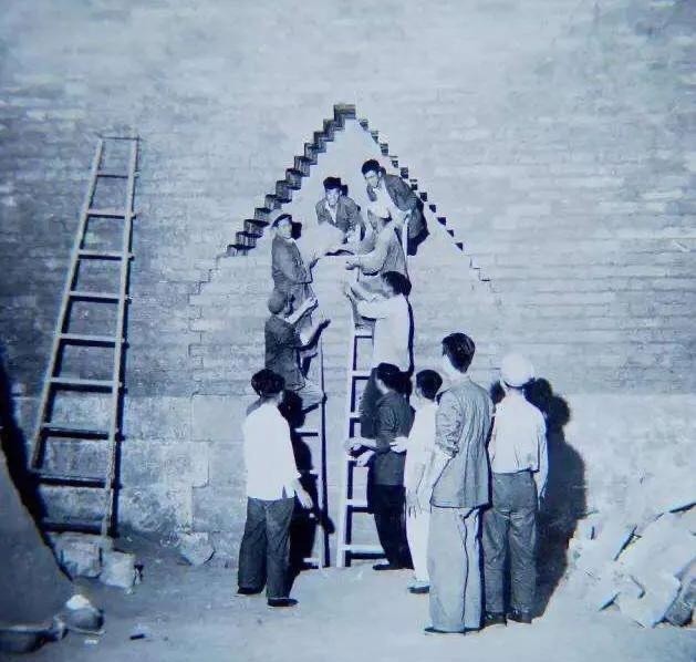 封闭|皇帝下葬后,封闭地宫的最后一位工匠,还能出来吗?