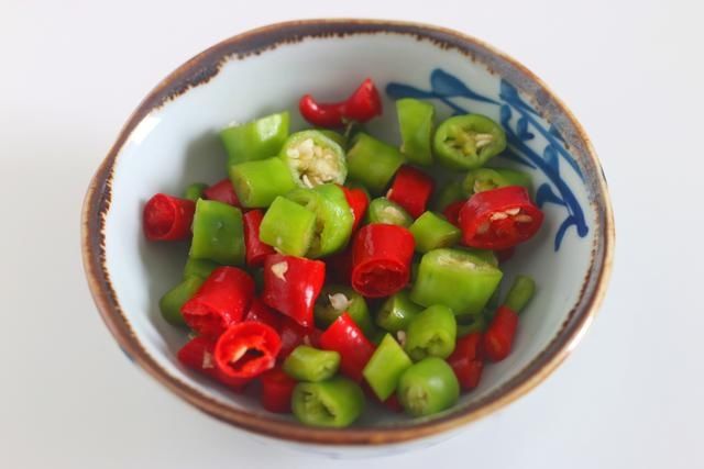关键点|做肉末炒粉条，记住两个关键点，不管放多久，粉条都不粘不坨