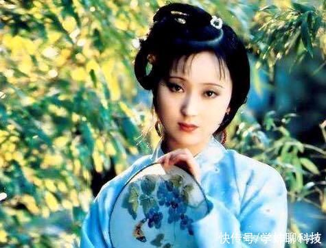  手帕|贾宝玉送林黛玉两方旧帕，为何林黛玉反应奇特?帕子上有玄机