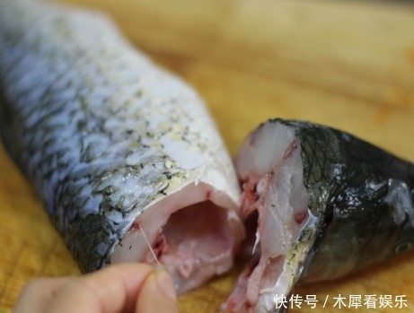 不腥|做酸菜鱼时,别只会炒酸菜,牢记1个小妙招,鱼肉嫩滑多汁还不腥