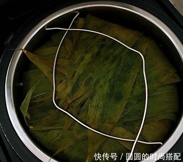 粽香糯米鸡，香香糯糯，太好吃了！