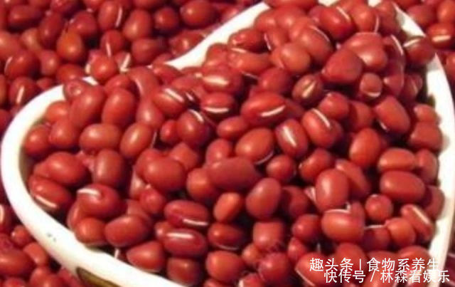 食物|女性来大姨妈时,使劲吃4种食物,或能排出子宫污血,体重悄悄降