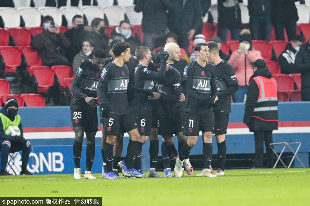 布雷斯特姆|梅西缺阵!法甲:巴黎2-0布雷斯特 姆巴佩克雷尔建功