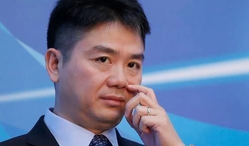 阿里巴巴|中国电商黑马崛起，老板身价3200亿，反超马云让刘强东措手不及