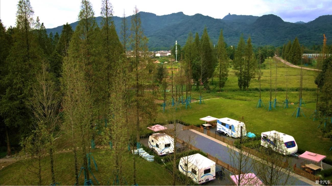 拜水都江堰，问道青城山