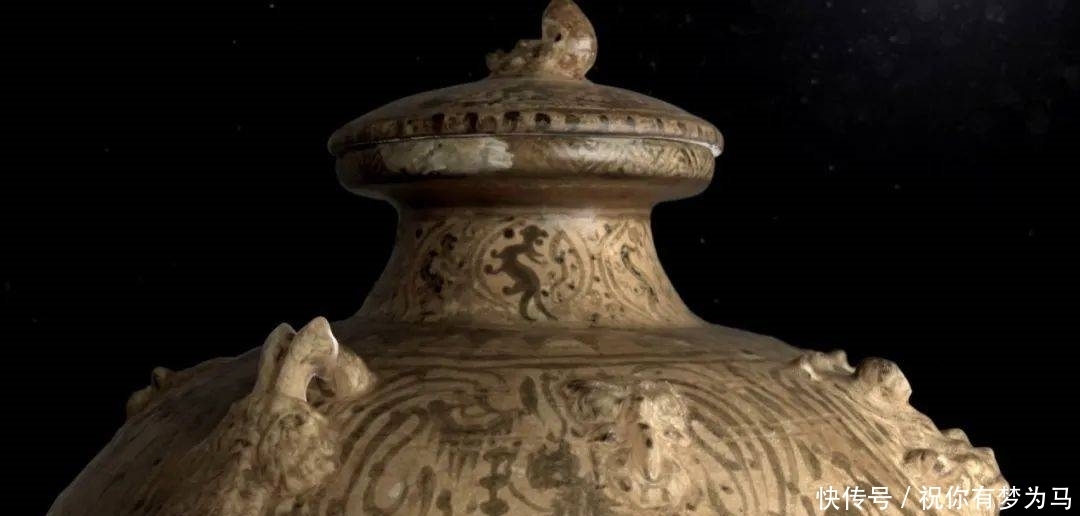 我心飞翔——青瓷釉下彩羽人纹盘口壶