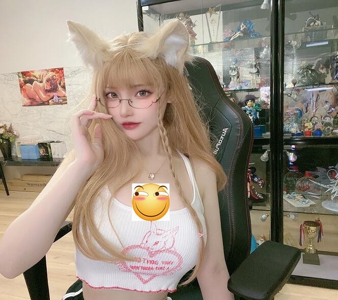 陈小纭|魔王Cos赏金猎人,自曝曾是体操队员,粉丝:身材太好才退出?