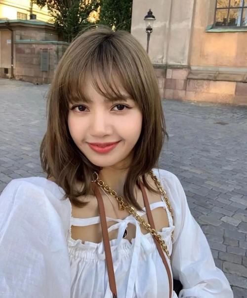 浅发|别再染挂耳染了!2021流行“发带染”,显白高级又洋气!